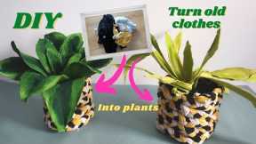 Recycle old clothes! DIY Fabric Plant with Rope Planter | DIY Fabric Planter by Fluffy Hedgehog